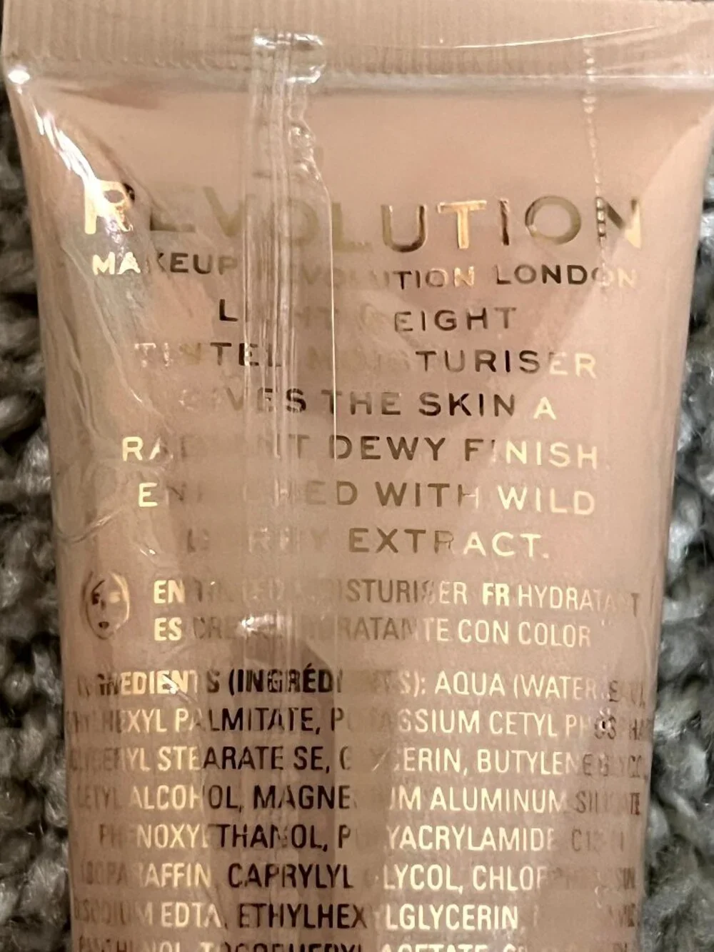 Revolution Makeup Superdewy Tinted Moisturiser Medium Light 55 Ml